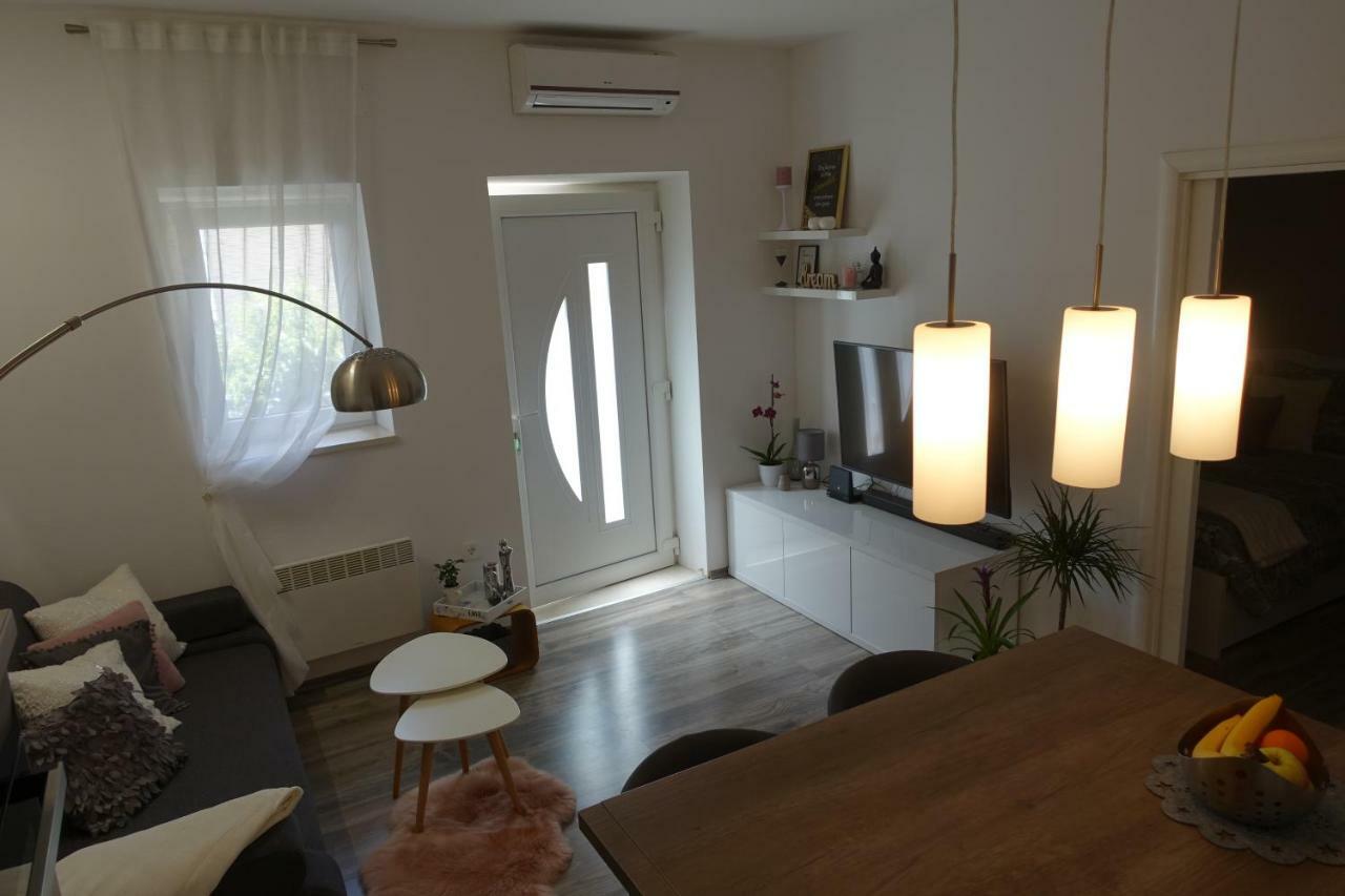 Apartman Maja Bol Extérieur photo